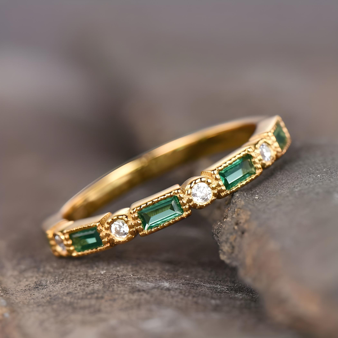 VINTAGE GROEN INGELEGDE ZIRCONIA GOUDEN RING