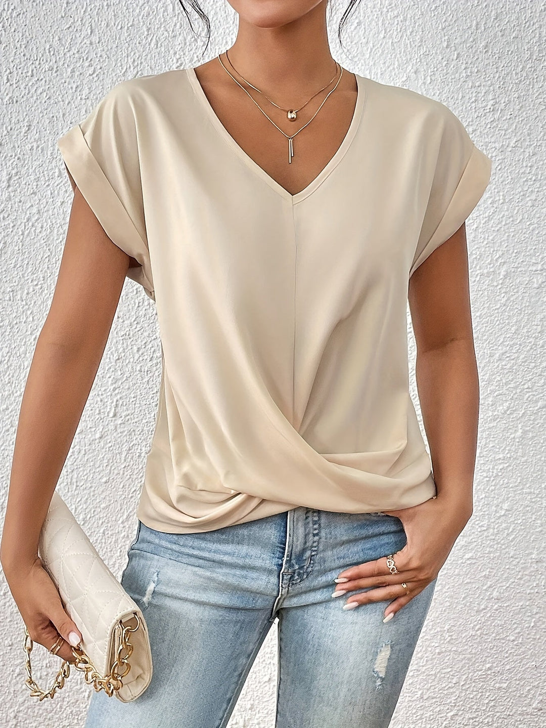 Chloé™ - Casual T-shirt met zachte V-hals