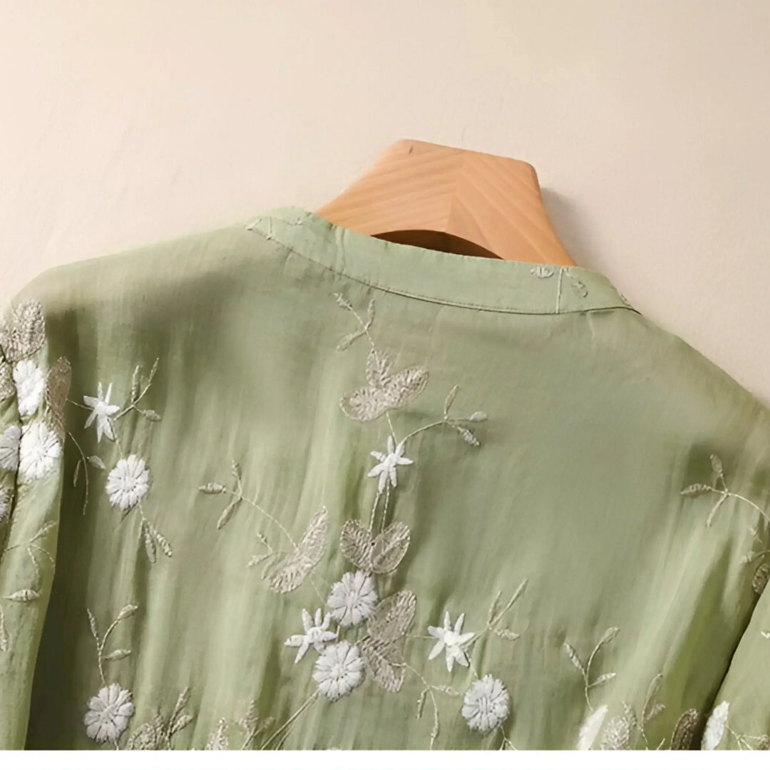 The Opulente Blouse – Zo Licht als Lucht, Zo Elegant als de Natuur