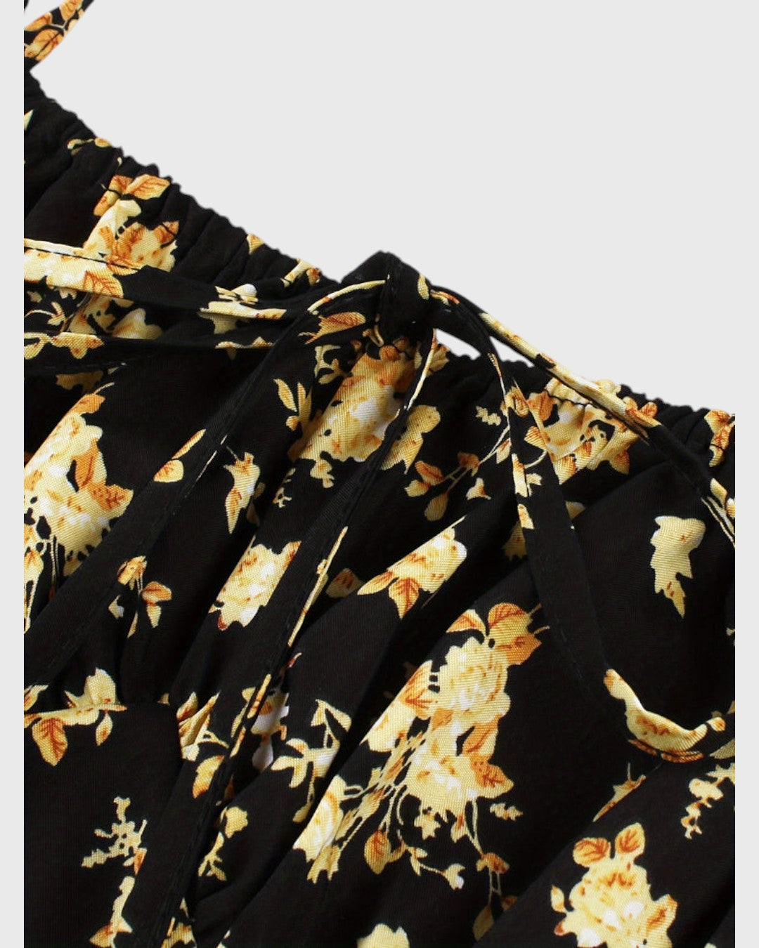 Margaux zomerjurk met spaghettibandjes en vintage bloemenprint