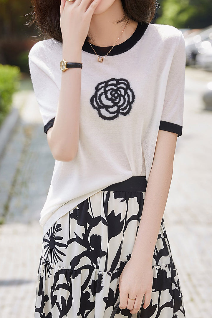 Bloemig Gebreid T-shirt met Ronde Hals