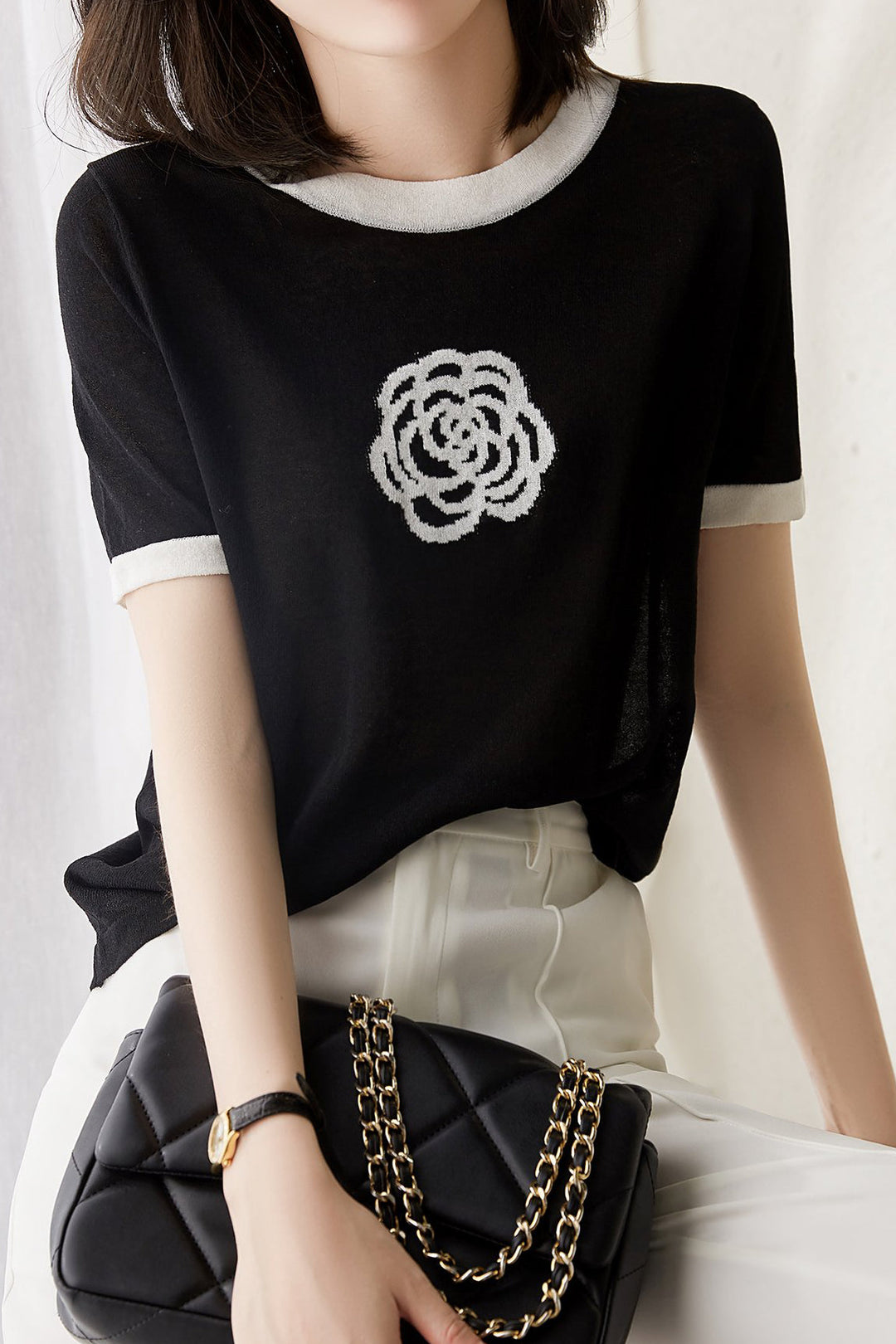 Bloemig Gebreid T-shirt met Ronde Hals