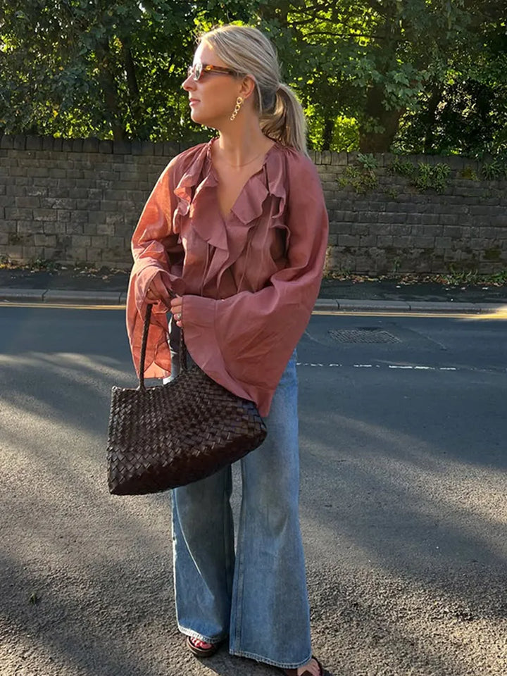 Sophia | Oversized Flared Sleeve Blouse met V-Hals